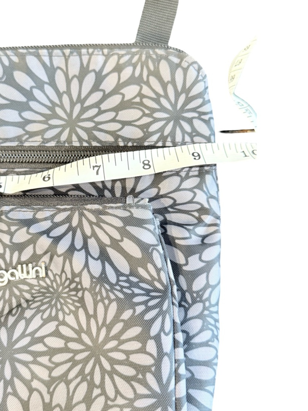 Baggallini Gray and White Floral Crossbody Bag - Picture 12 of 16